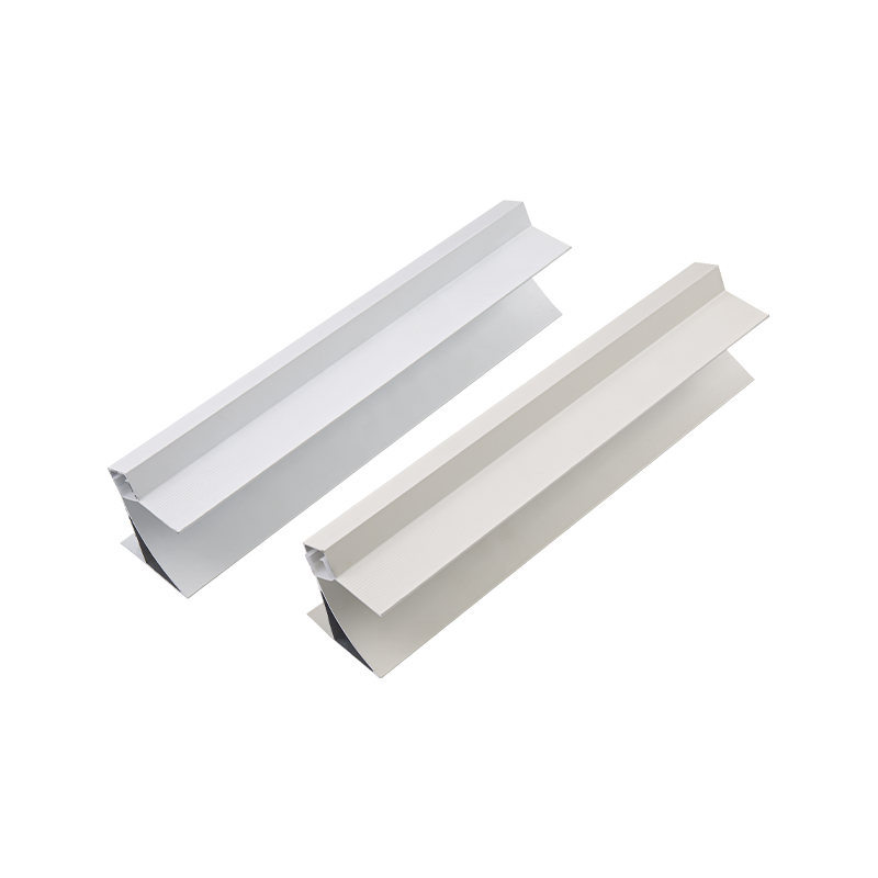 Multi-Scene Compatible Layered Illuminated Secondary Beam